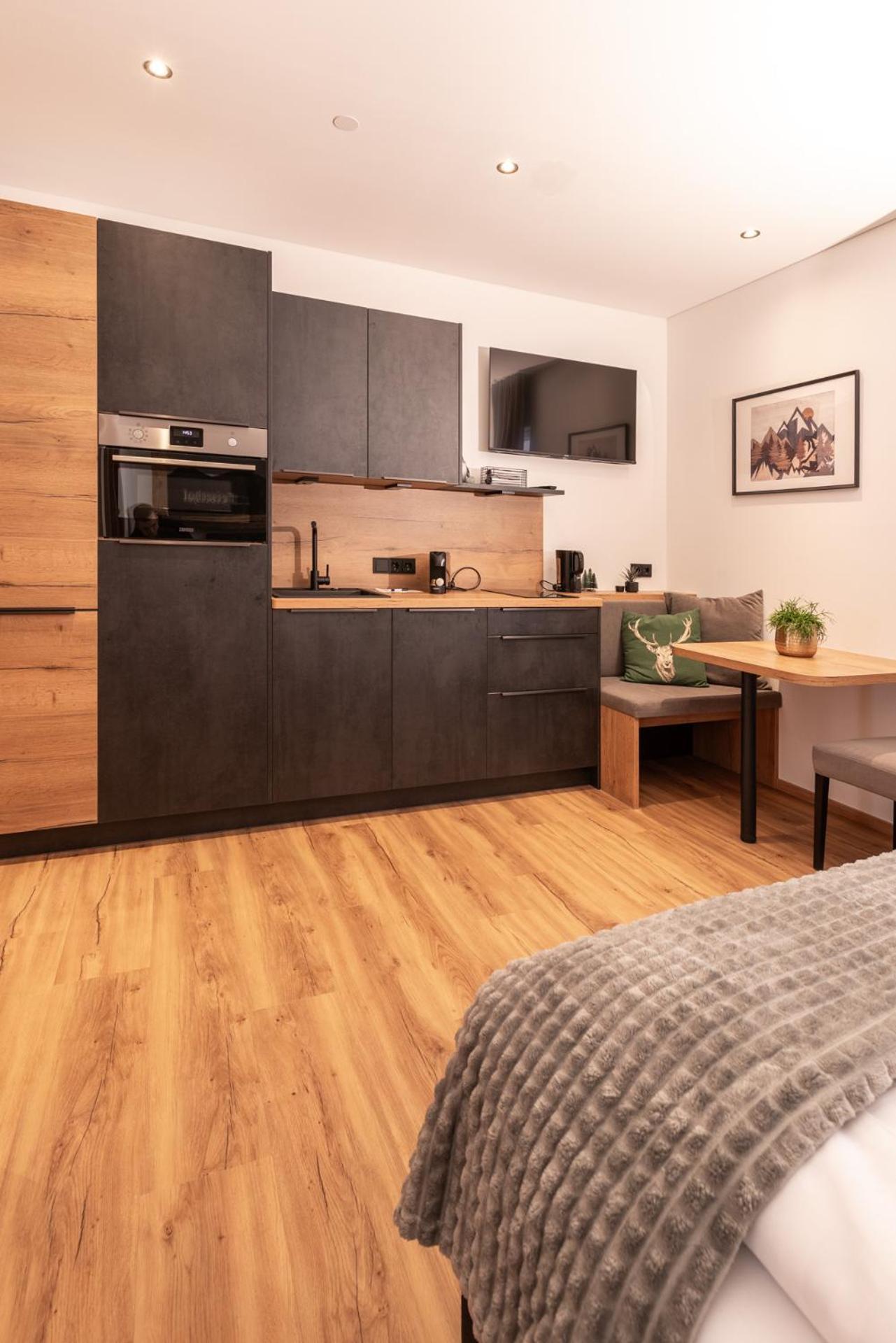 Feiserhof Navis - Appartements Exteriör bild
